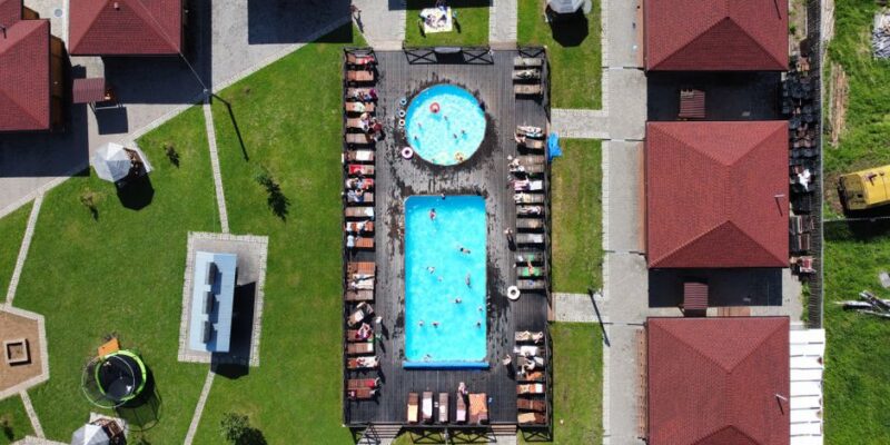 Outdoor Pool Maintenance: Calcium Buildup & Professional Cleaning